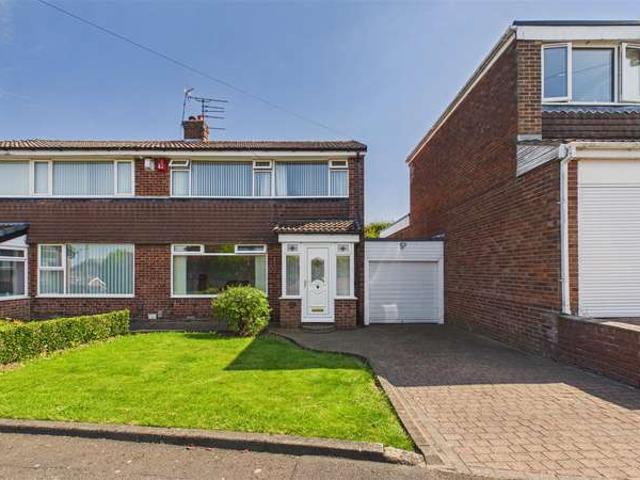 Farm for sale in Hastings Hill, Tyne And Wear