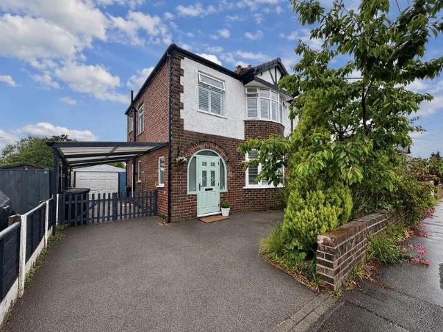Farm for sale in Lakes Estate, Handforth