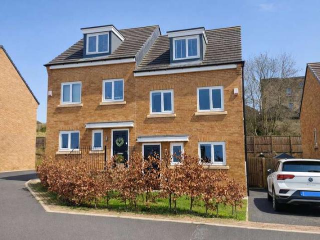 Farm for sale in Undercliffe, West Yorkshire
