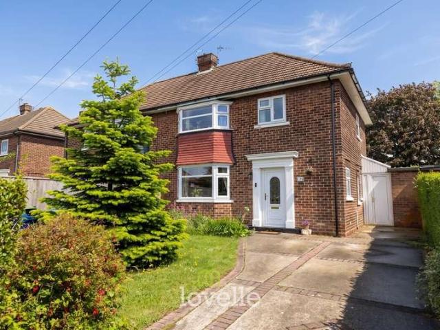 Farm for sale in Weelsby, Old Clee