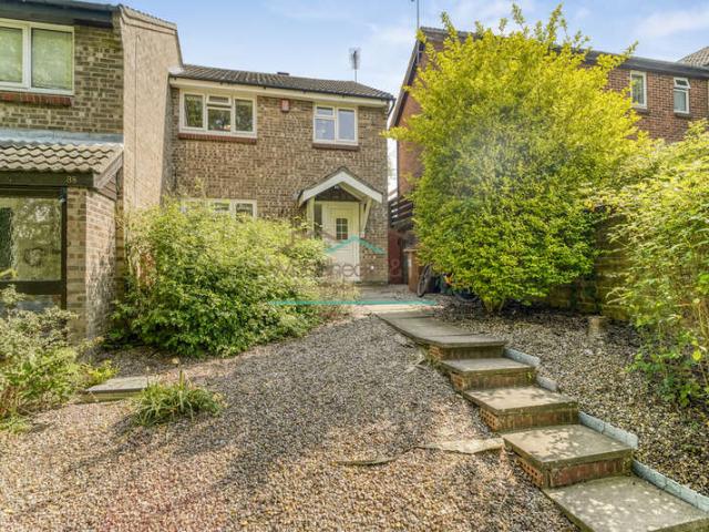 Farm for sale in Glenvale Park, Wellingborough
