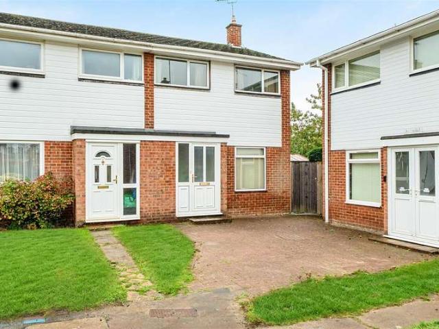 Farm for sale in Emmbrook, Wokingham