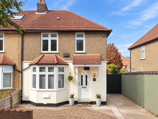 Farm for sale in Waltham Abbey, Epping Forest