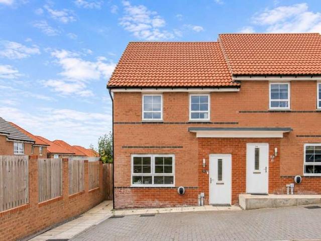 Farm for sale in Hanging Heaton, Dewsbury
