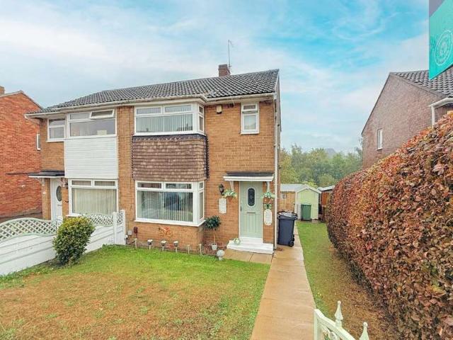 Farm for sale in Pudsey, West Yorkshire