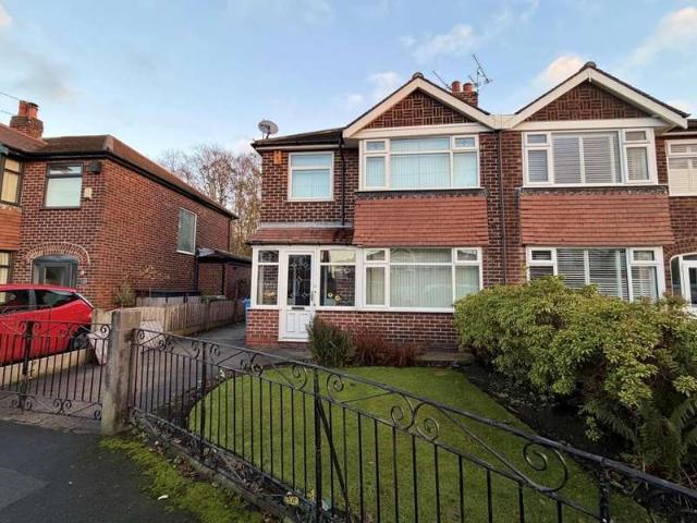Farm for sale in Sale Moor, Trafford Park