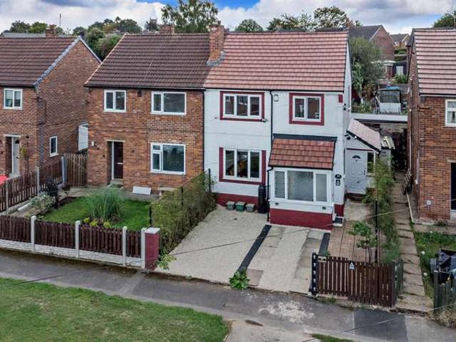 Farm for sale in Treeton, South Yorkshire