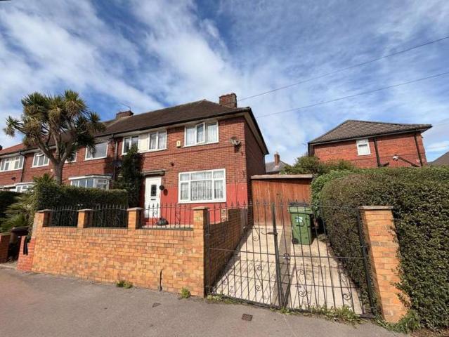 Farm for sale in Gipton, Leeds