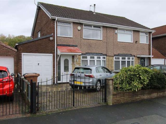 Farm for sale in Kirkby, Sefton
