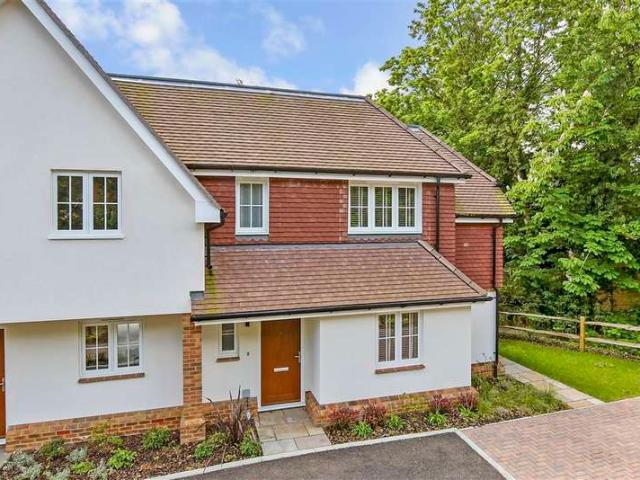 Farm for sale in Pachesham Park, Surrey