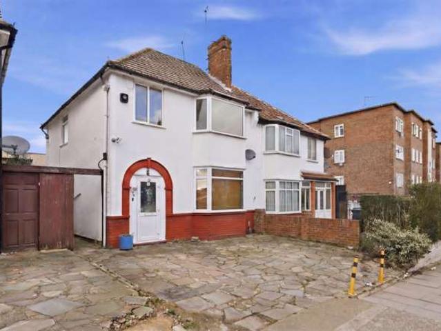 Farm for sale in Dollis Hill, Greater London