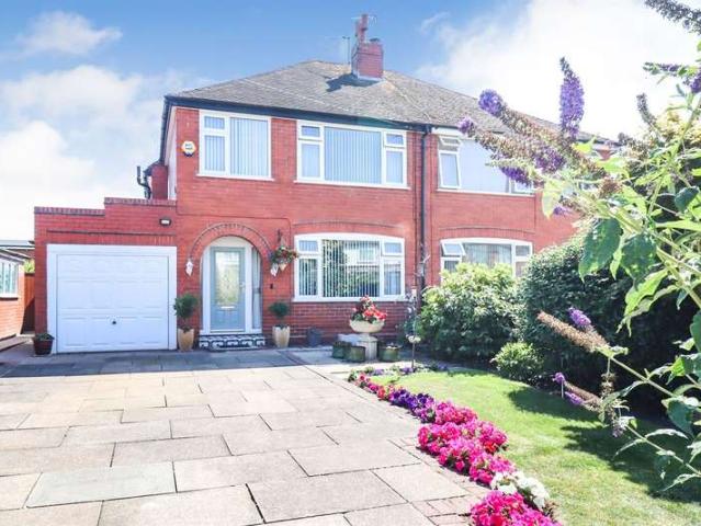 Farm for sale in Sankey Bridges, Warrington