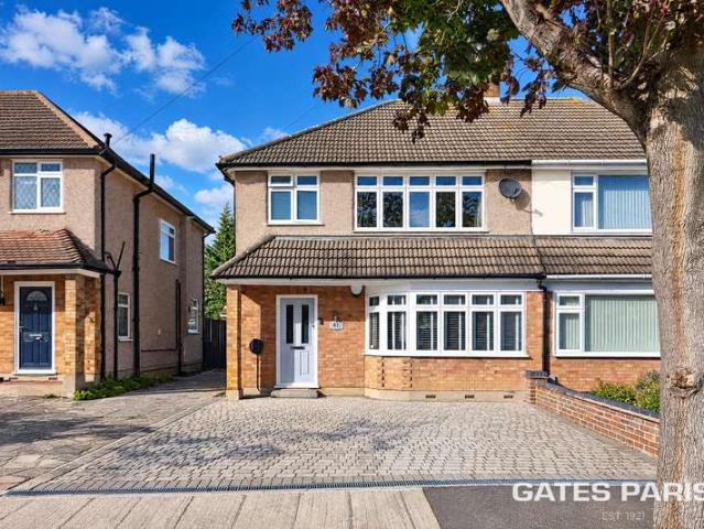 Farm for sale in London Borough of Havering, Greater London