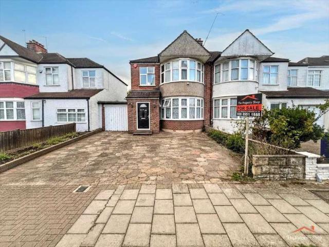 Farm for sale in Kenton, Greater London