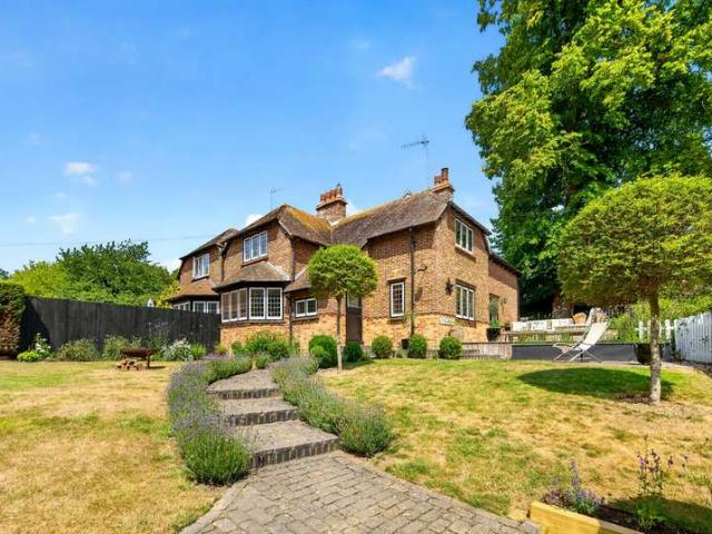 Farm for sale in Winwick, Northamptonshire