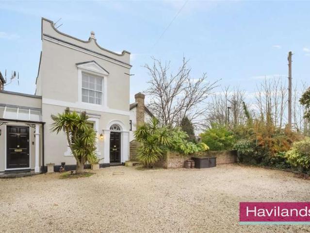 Farm for sale in Winchmore Hill, Greater London