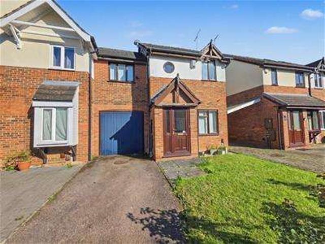 Farm for sale in New Bilton
