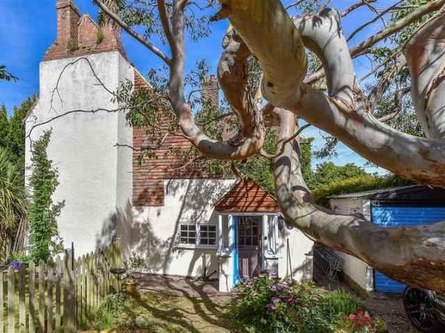 Farm for sale in Folkestone, Kent