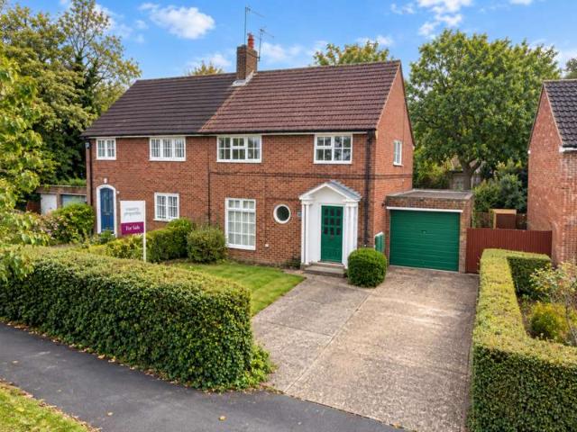 Farm for sale in Fretherne, Hertfordshire