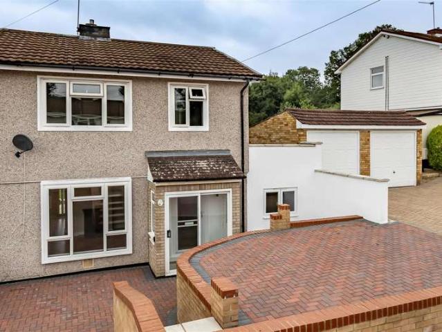 Farm for sale in Ivy Chimneys, Epping