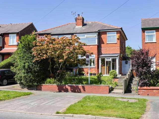 Farm for sale in Thornhill, Wigan
