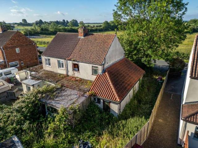 Farm for sale in East Lound, North Lincolnshire