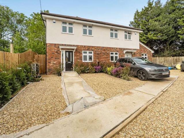 Farm for sale in Bessels Green, The Butts