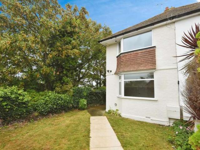Farm for rent in Upton, Acol