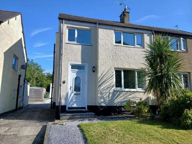 Farm for sale in Bangor, Wales