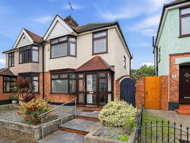 Farm for sale in Grays, Essex