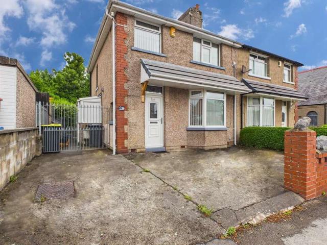 Farm for sale in West End, Bare