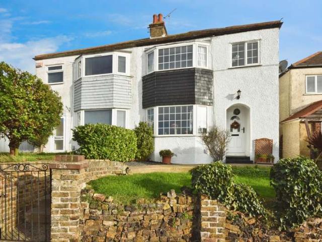 Farm for rent in Upton, Acol