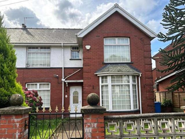 Farm for sale in Burnedge, Greater Manchester