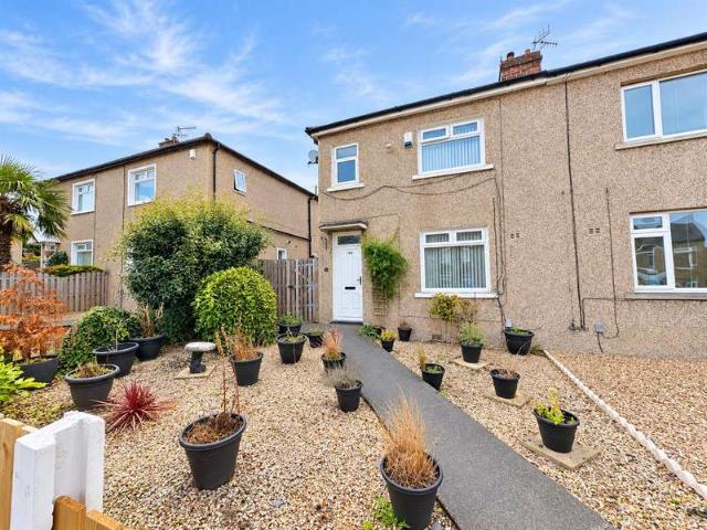 Farm for sale in Greengates, West Yorkshire