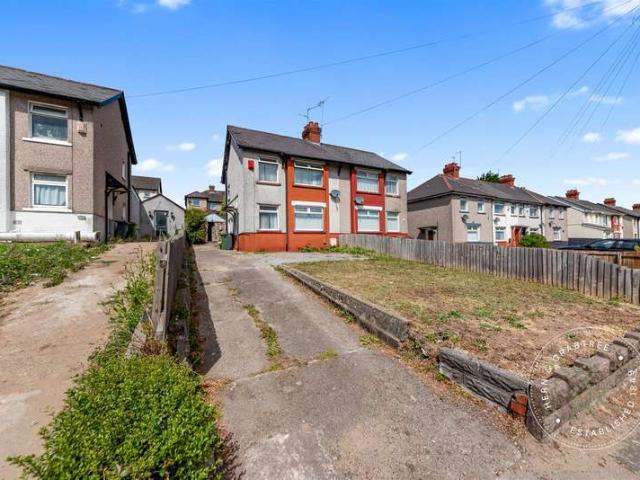 Farm for sale in Falcon Lodge, Wales