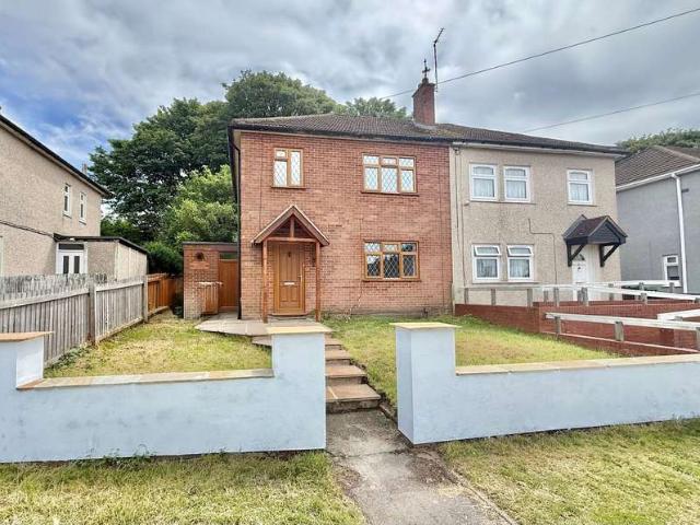 Farm for sale in Coseley, West Midlands