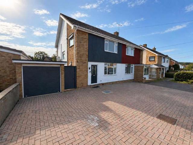 Farm for sale in Easton-in-gordano, North Somerset