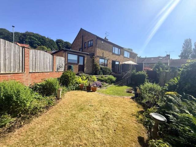 Farm for sale in Worsbrough, South Yorkshire