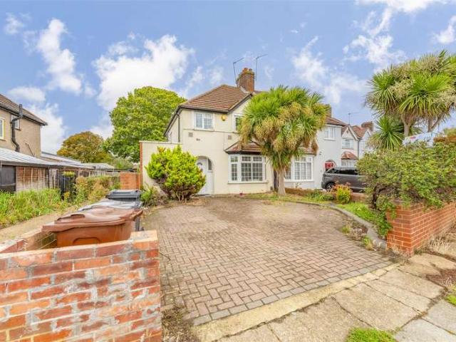 Farm for sale in London Borough of Hounslow, Greater London
