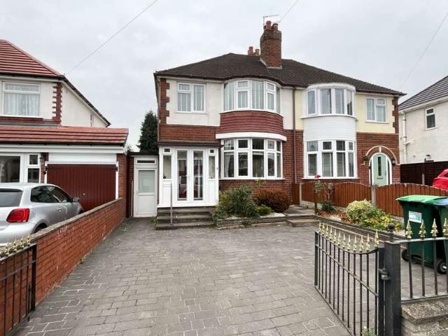 Farm for sale in Haden Hill, Fold Hill