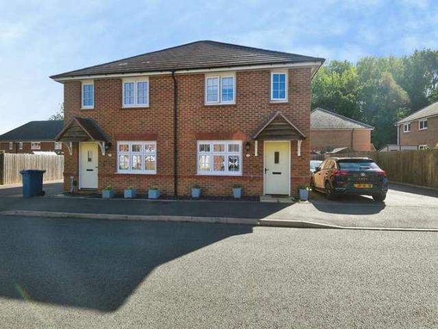 Farm for sale in Amington, Kettlebrook