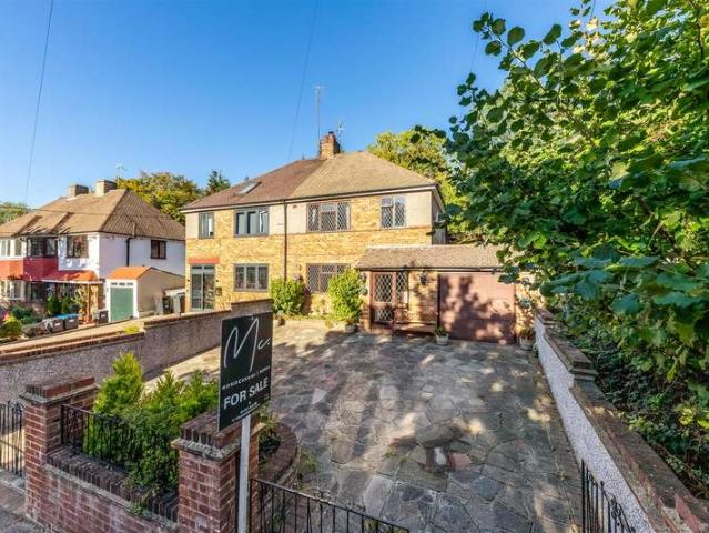 Farm for sale in London Borough of Croydon, Greater London