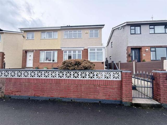 Farm for sale in Aberaman North, Aberaman