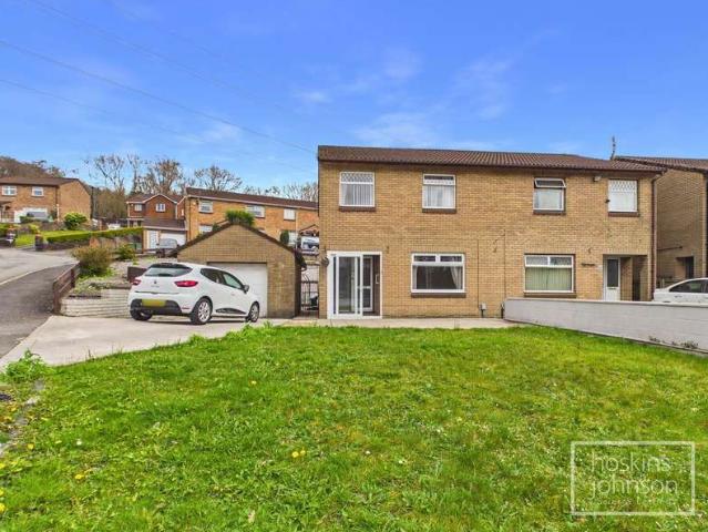 Farm for sale in Pontypridd, Wales
