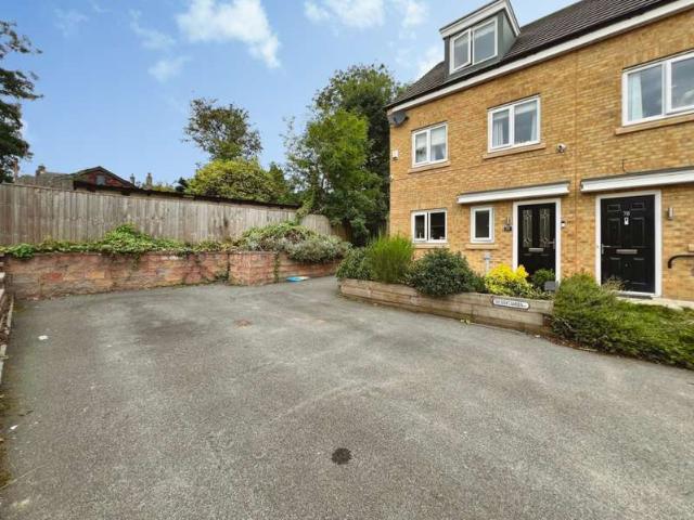 Farm for sale in Undercliffe, West Yorkshire