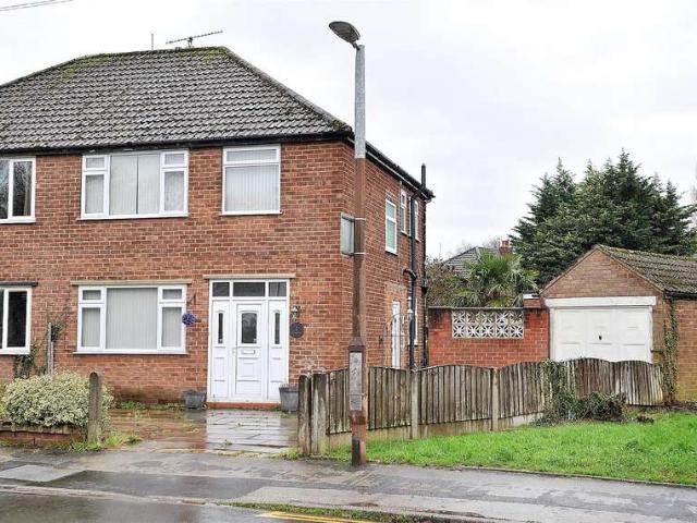 Farm for sale in Higher Irlam, Salford