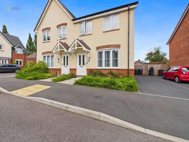 Farm for sale in Moor End Green, Gravelly Hill
