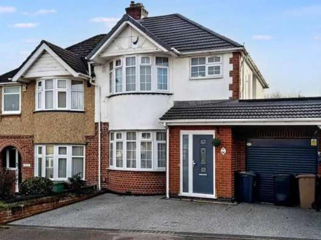 Farm for sale in Spring Park, Luton