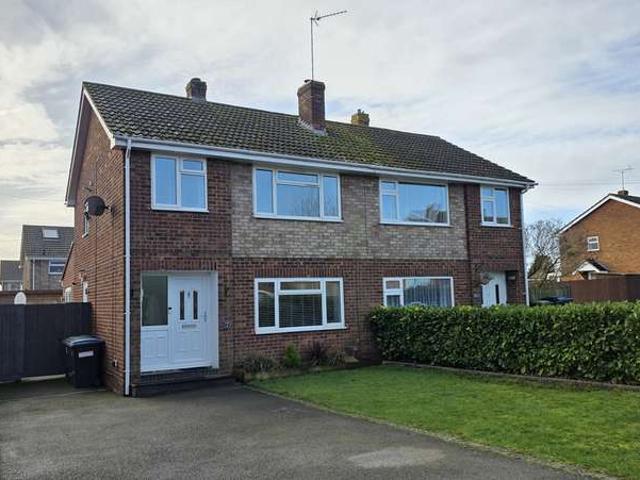 Bungalow for sale in Barton, Leicestershire