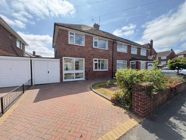 Farm for sale in London Borough of Ealing, Park Royal